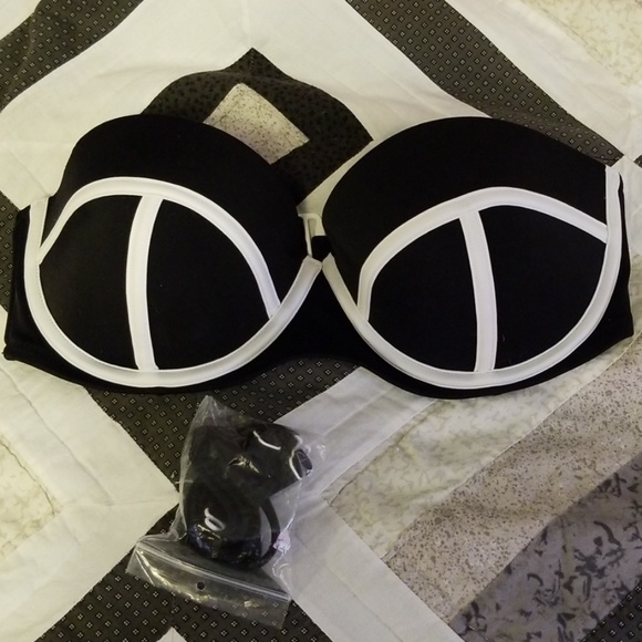 Victoria's Secret Other - NWOT VS swim top